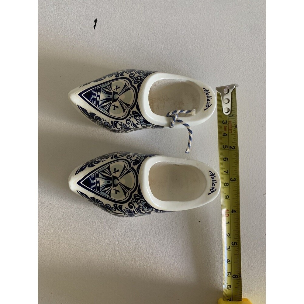 Delft Blue WOODEN DUTCH SHOE w/o PIN CUSHION Collectible Made in Holland